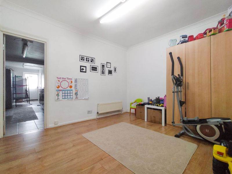 Photo 5- click for photo gallery